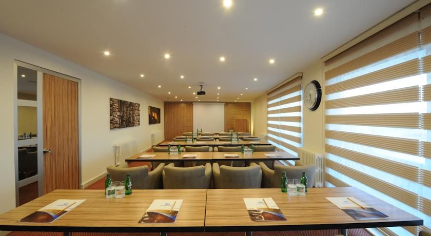 Kardeş Otel — 9