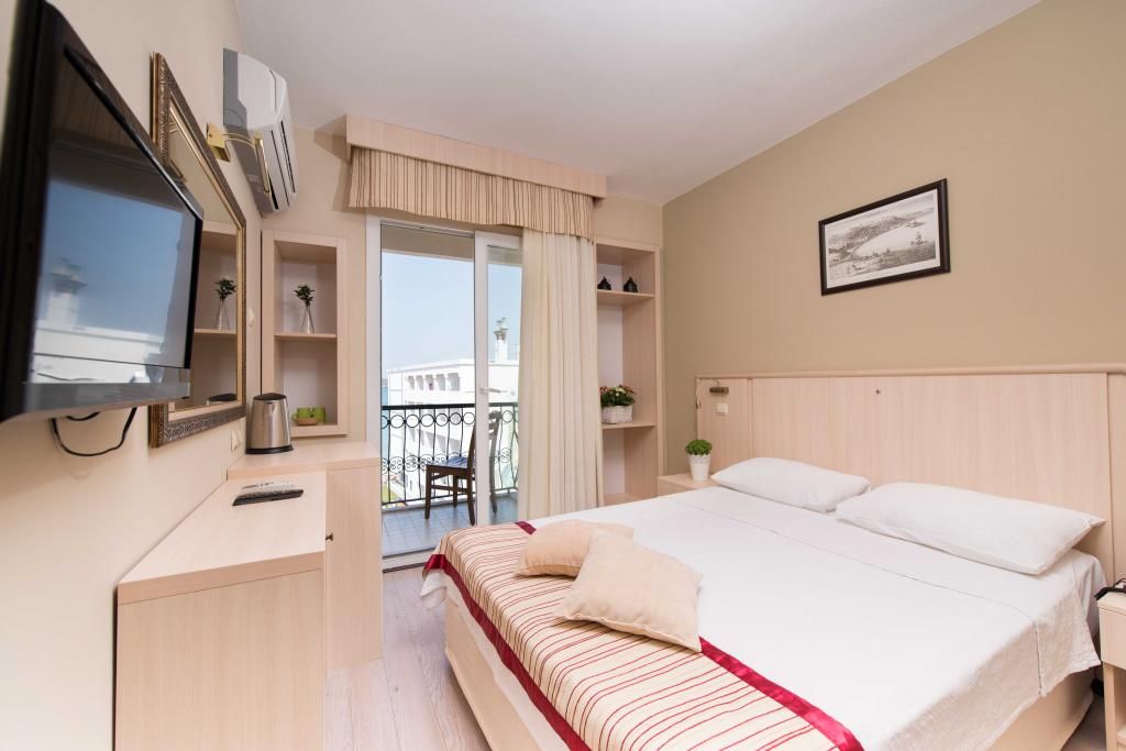 İleri Hotel & Apartments — 7
