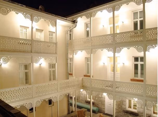 Kar-s Hotel — 2