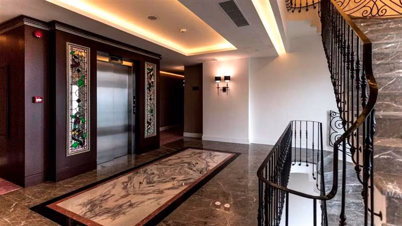 Mell Hotel — 8