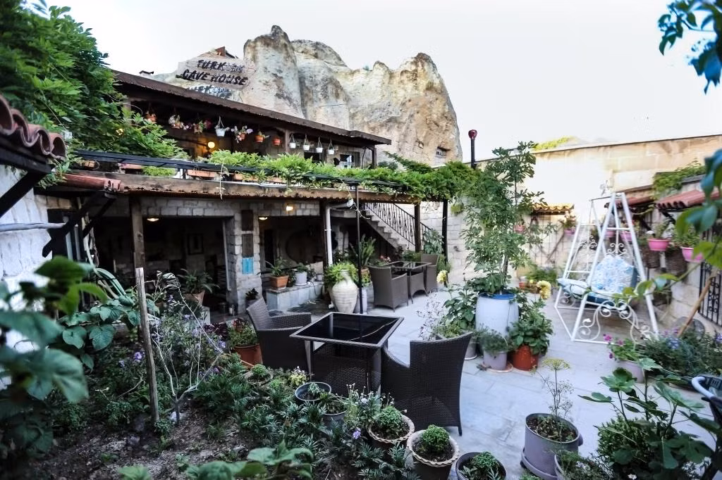 Turkish Cave House — 4