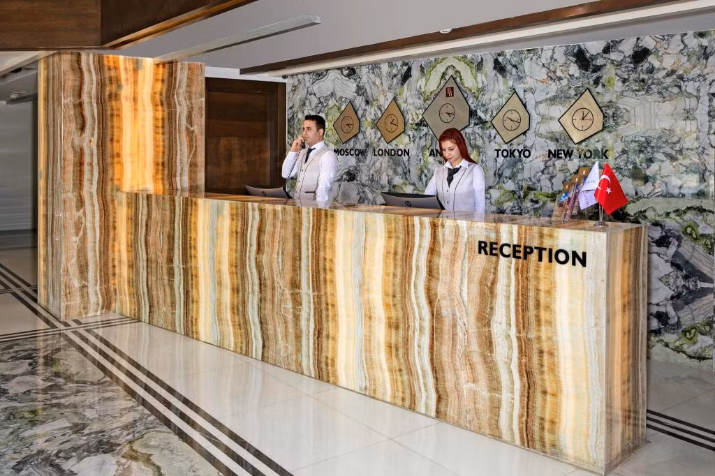 B Business Hotel & Spa — 2