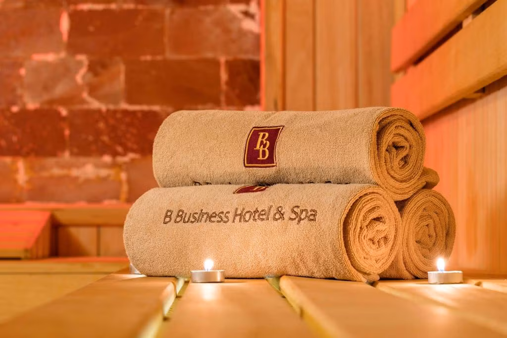 B Business Hotel & Spa — 9