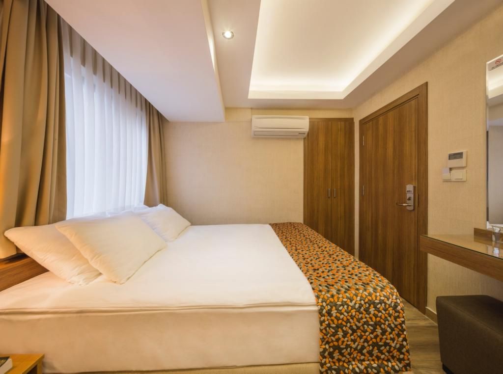 B Guest  House — 5