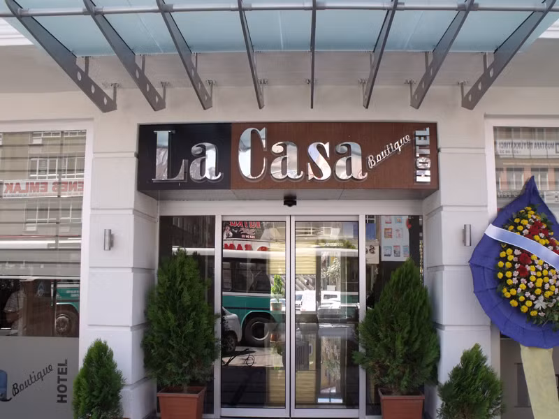 Lacasa Hotel — 2