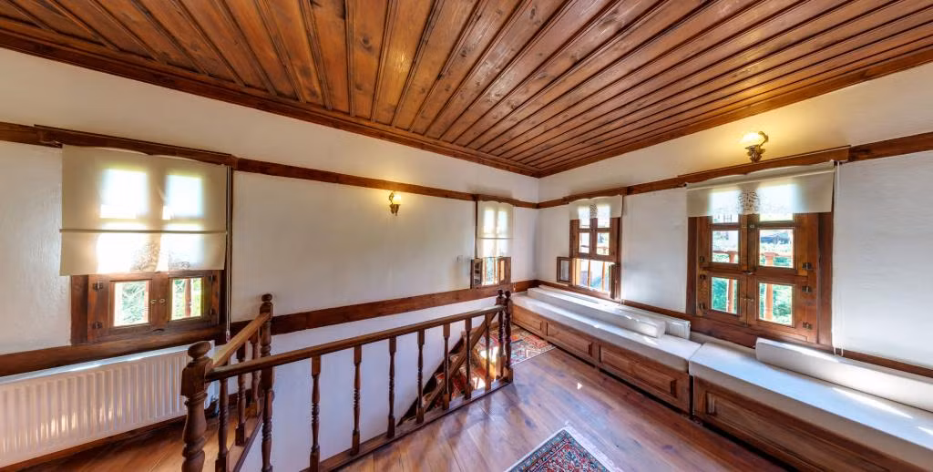 Çamlıca Konak Çarşıevi — 2
