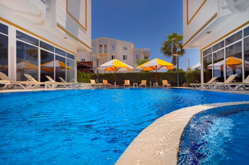 Golden Orange Hotel — 5
