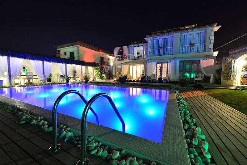 Sade Alaçatı Butik Otel — 4