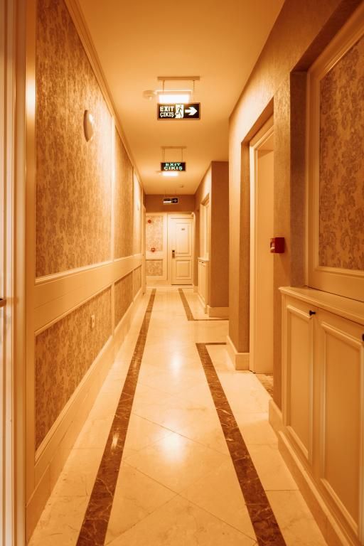 Armida City Hotel — 3