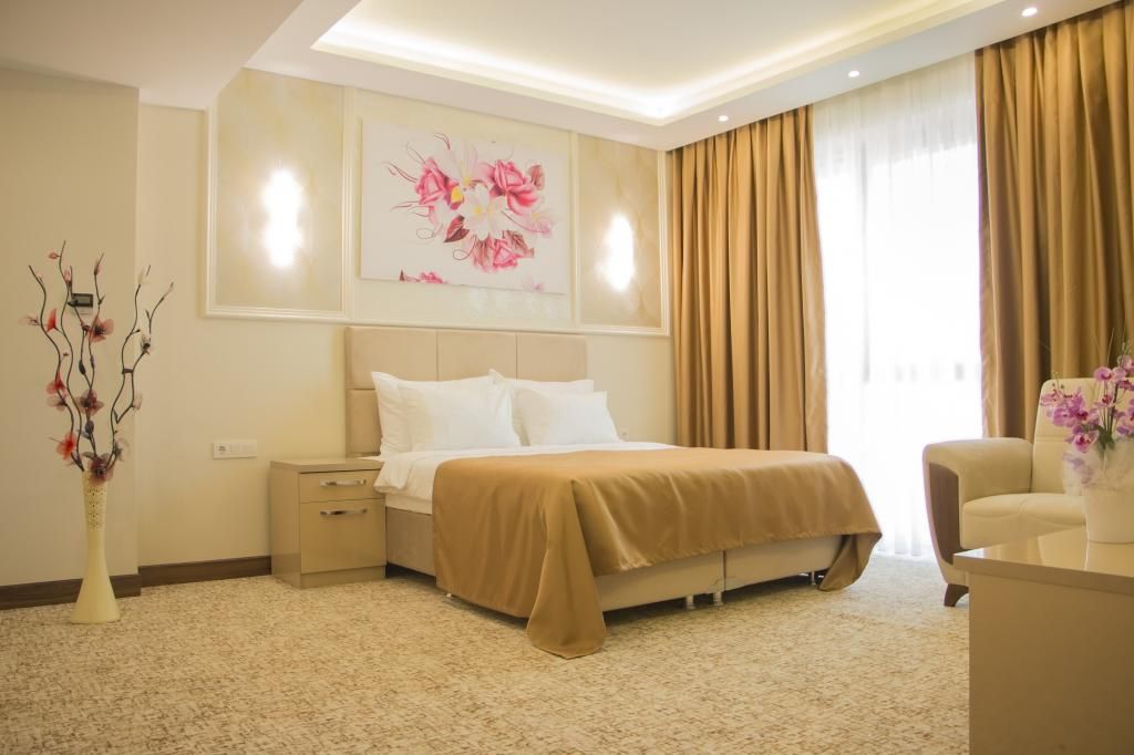 Goldhan Hotel — 2