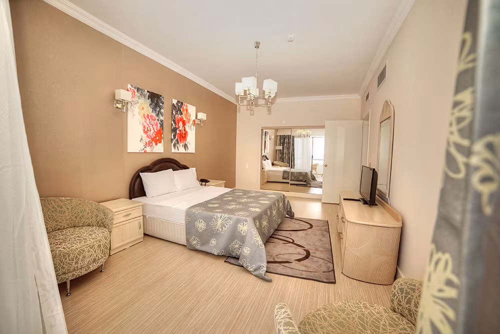 Jasmine Court Hotel — 8