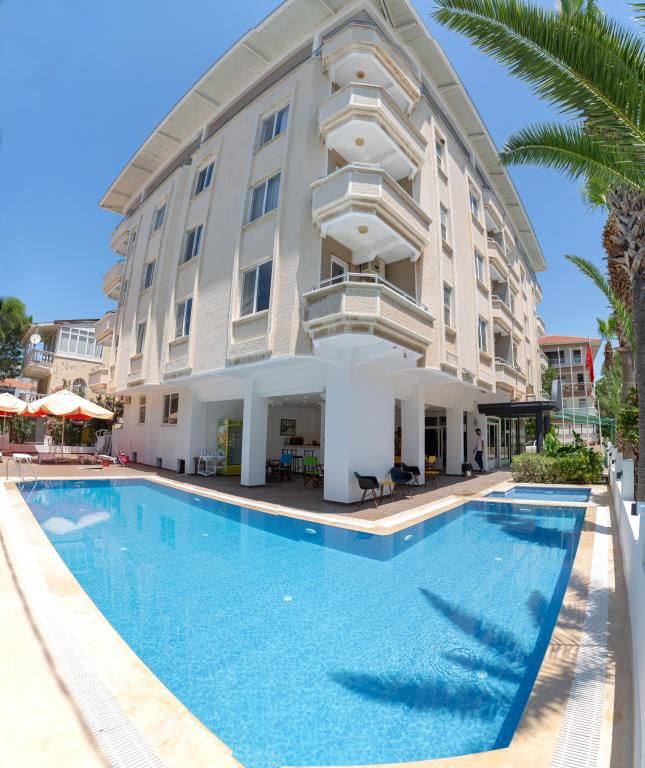 A Emreli Suite Hotel — 7