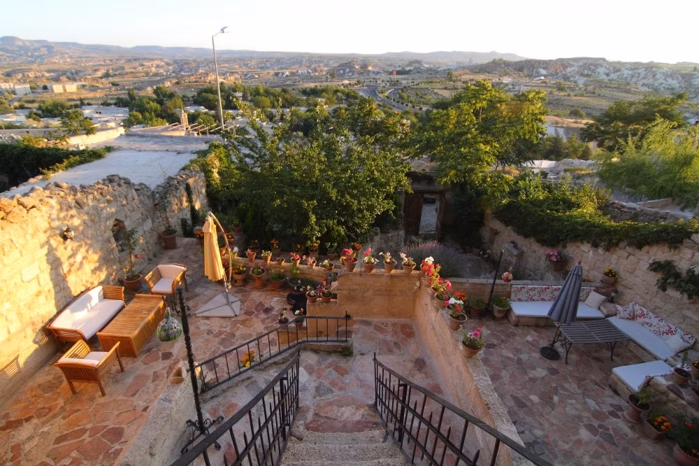 4 Oda Cave House — 7