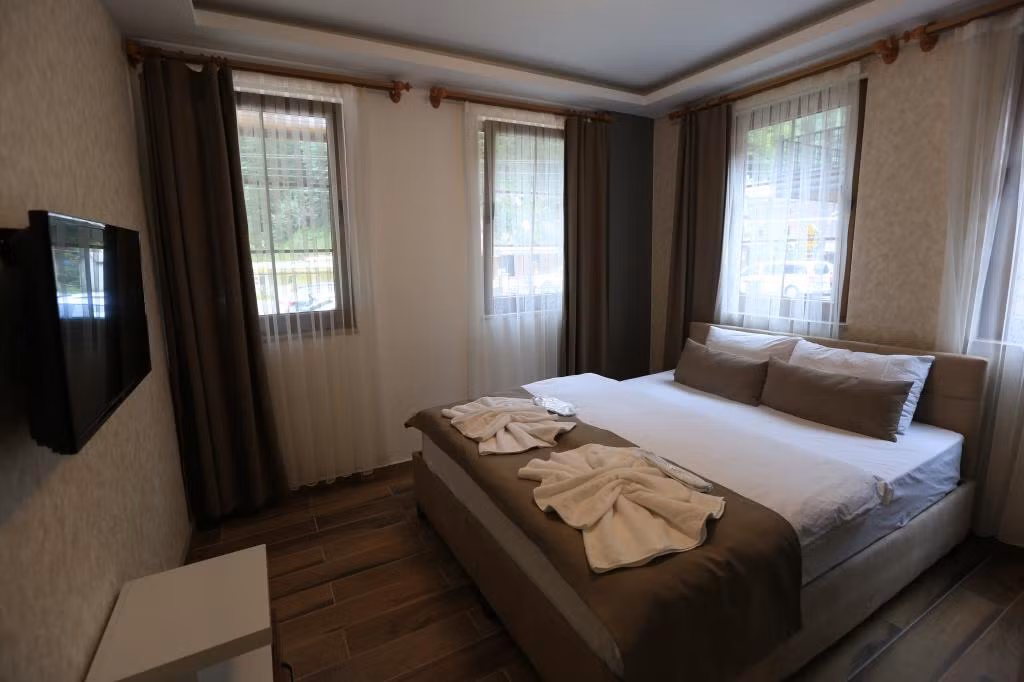 Hirande Otel — 8