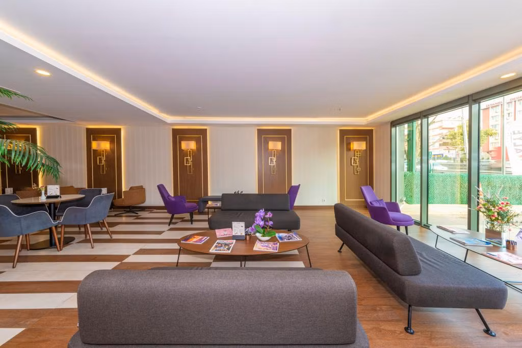Land Park Hotel — 2