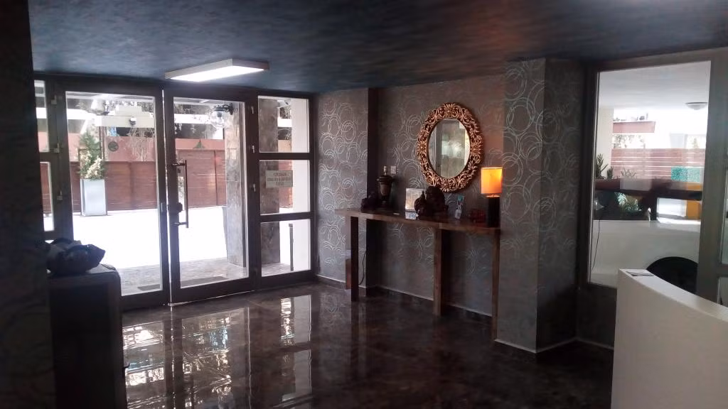 Aqua Royal Residence  — 6