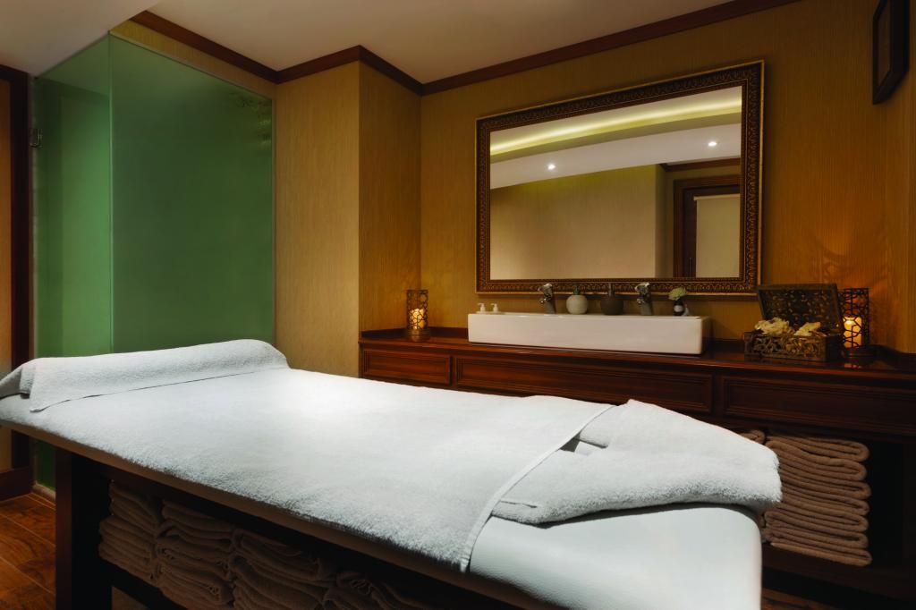 Crowne Plaza Istanbul Old City — 9