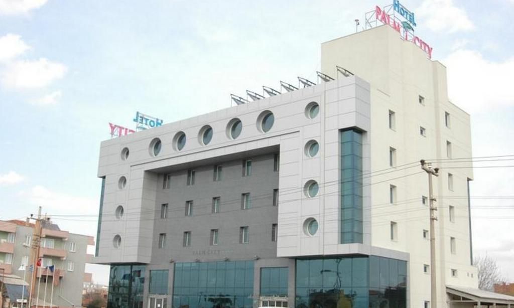 Palm City Hotel Akhisar