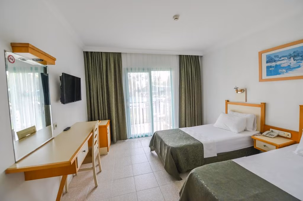 Rebin Beach Hotel — 7