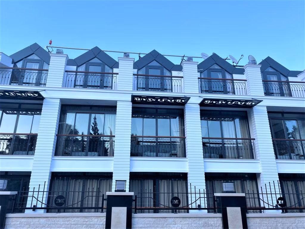 Miyas Luxury Hotel — 2