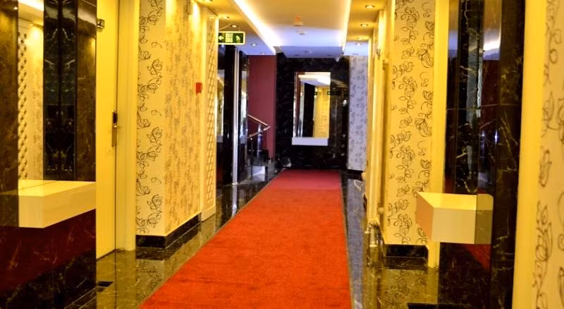 Grand Hotel Van — 6