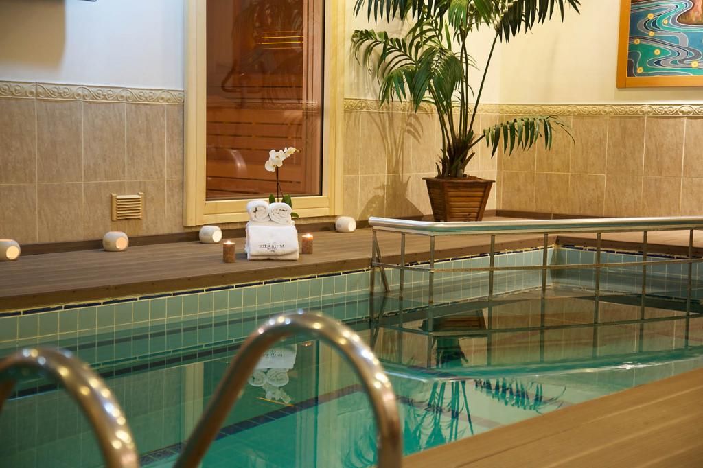 Grand Hilarium Hotel — 6