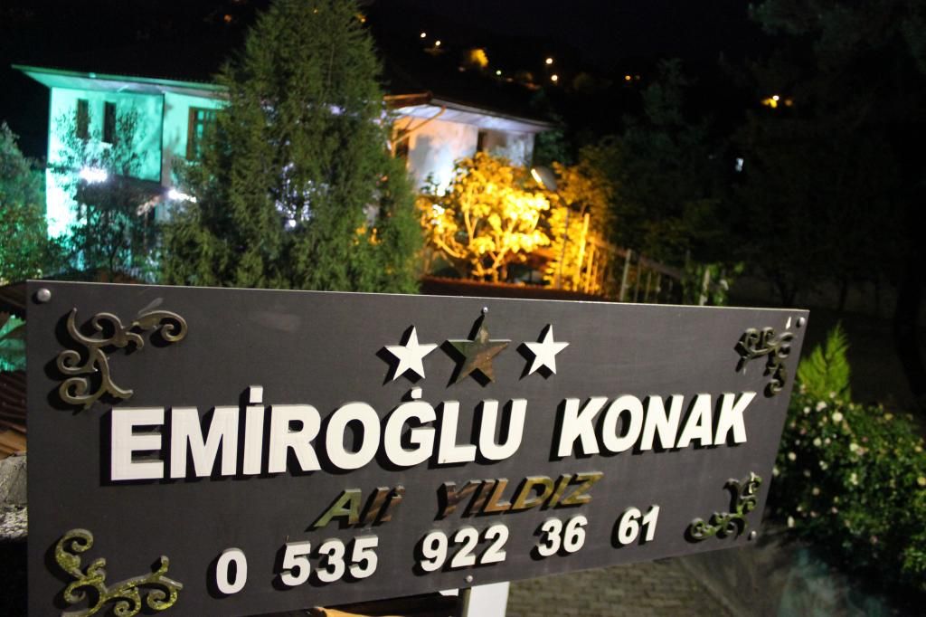 Emiroğlu Konak