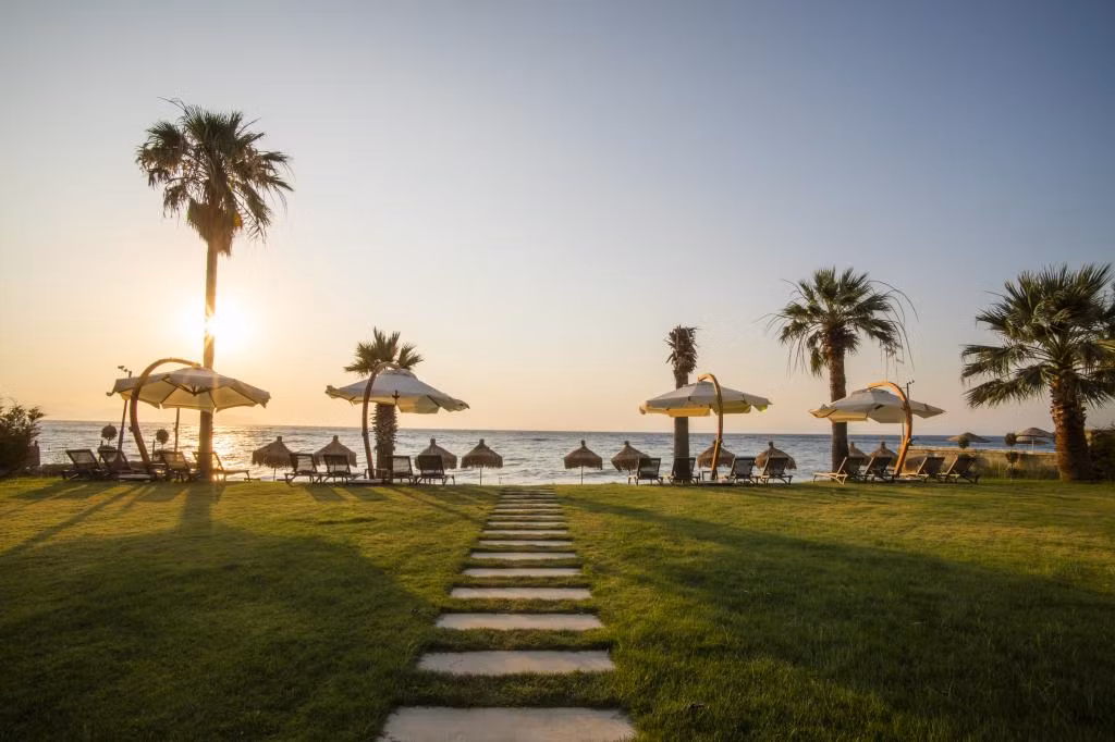 Maia Luxury Beach Hotel & SPA — 6
