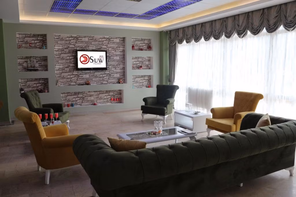 Suw Hotel  — 7