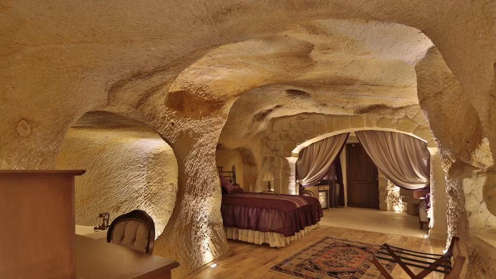 Golden Cave Suites — 6