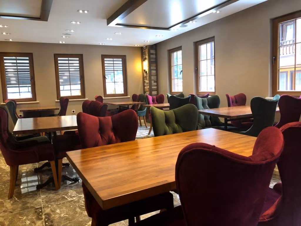 Hayat Rose Hotel — 8