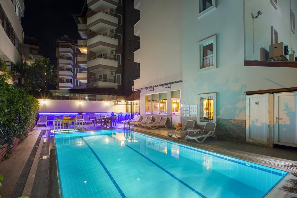 Alanya Beach Otel — 3