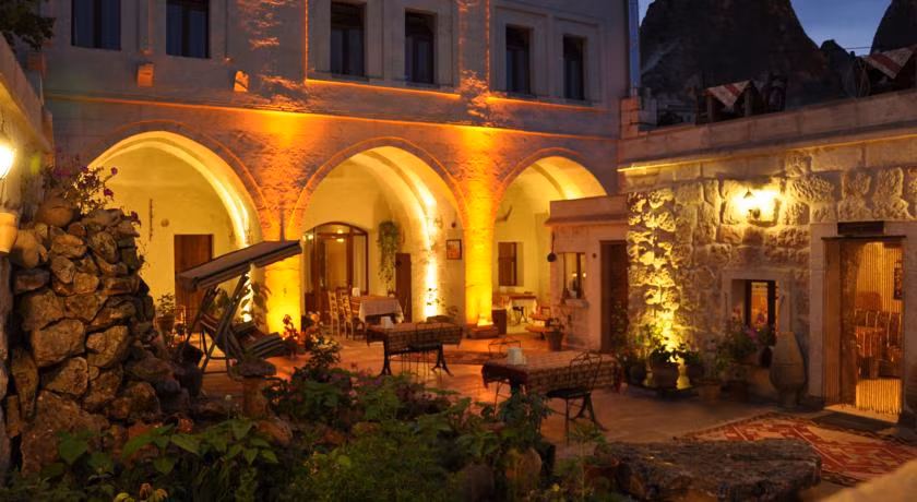 Safran Cave Hotel — 2