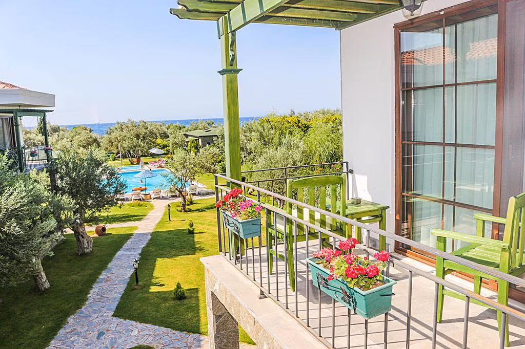 Assos Oleas Hotel — 3