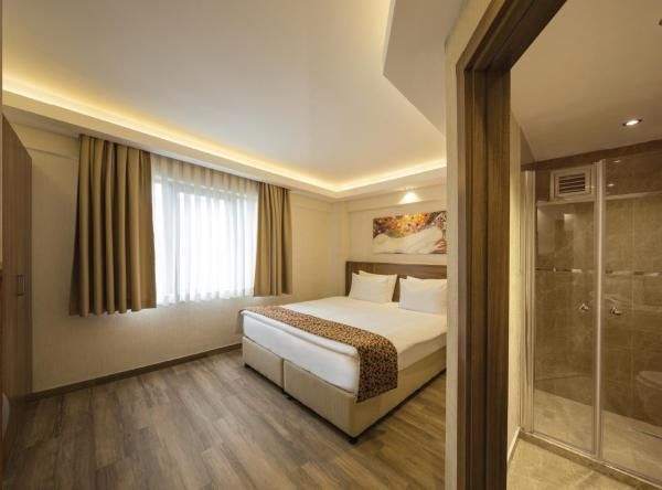 B Guest  House — 7