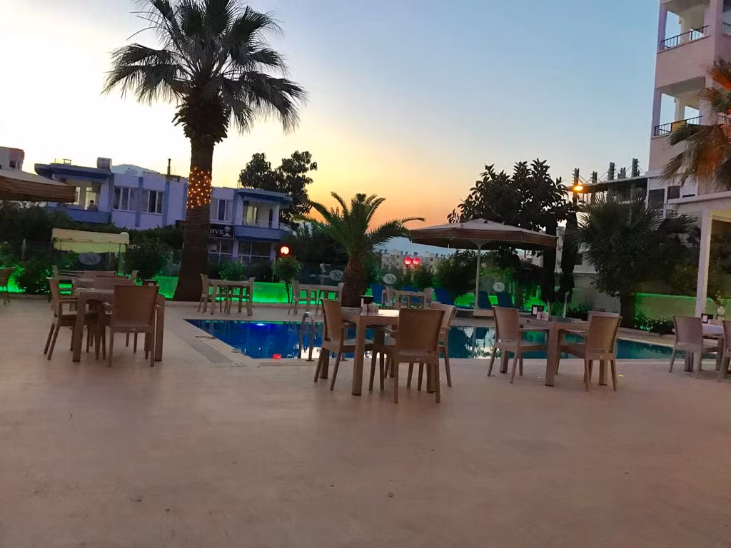 Rumana Hotel — 4