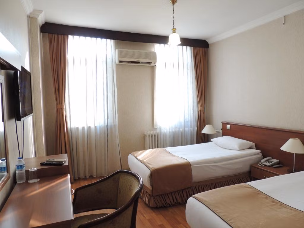 Şaban Açıkgöz Hotel  — 4