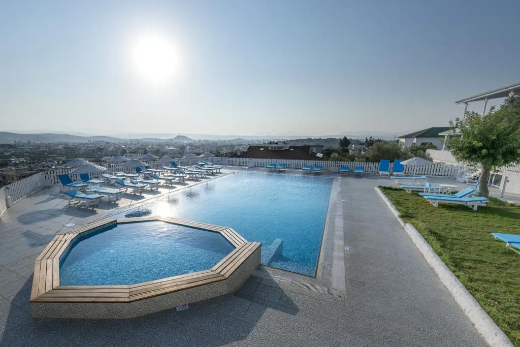 Thea Teos Butik Hotel — 3