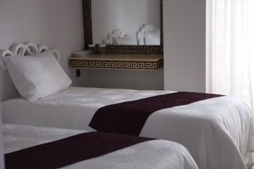 Garra Hotel — 2