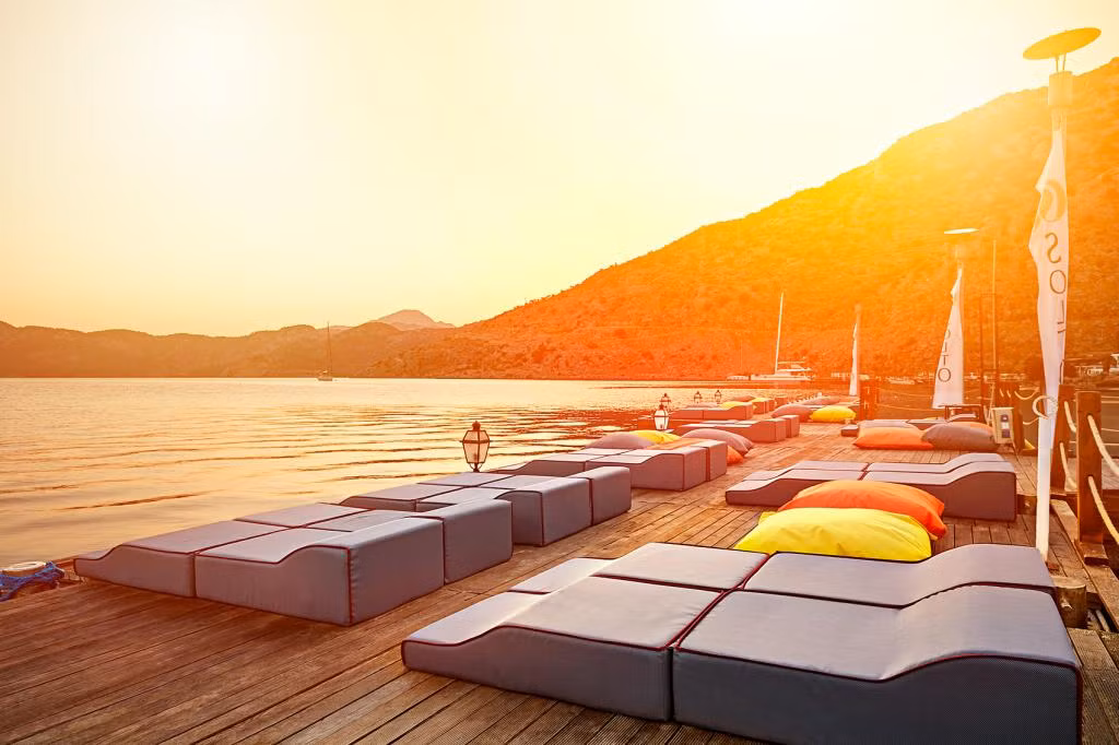 Fi Light Solto Boutique Beach — 2