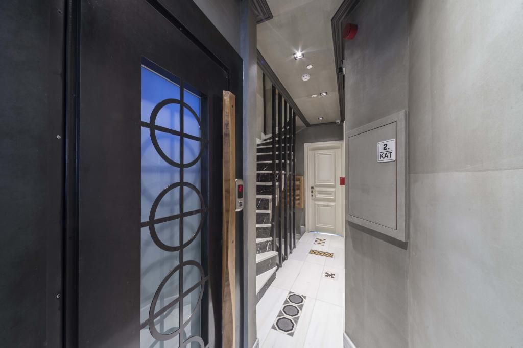 Taksim Avenue Hotel — 5