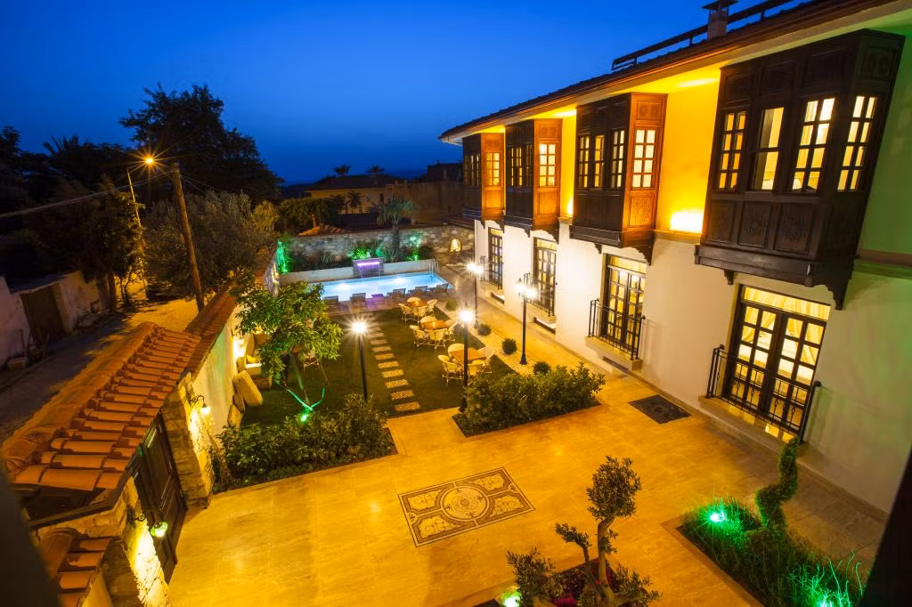 Livia Garden Hotel — 2