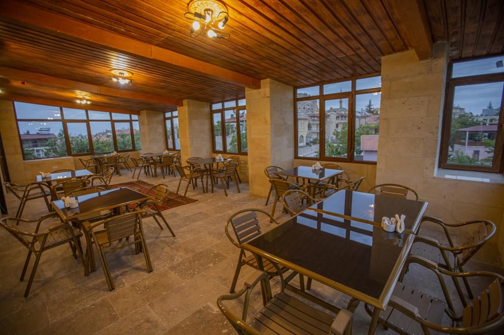 Capiedra Hotel — 7