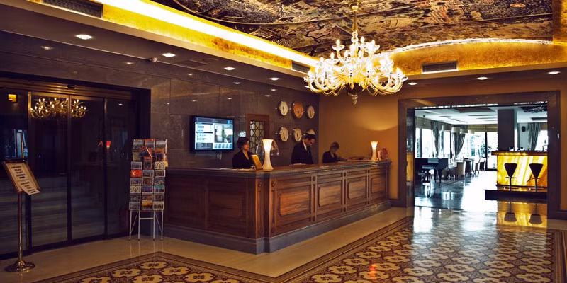Suadiye Hotel — 9
