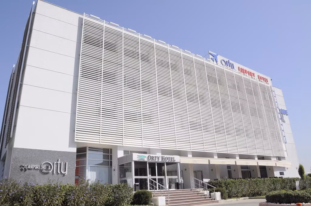 Orty Airport Hotel — 4