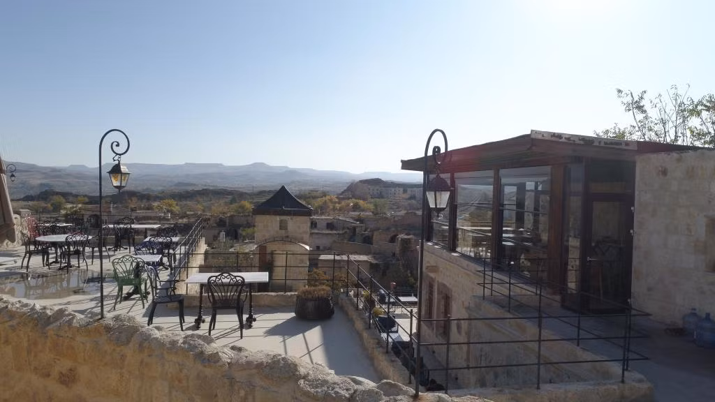 Taru Cave Suites — 6