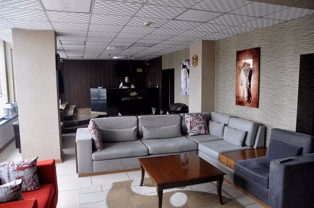 Garden Park Hotel — 9