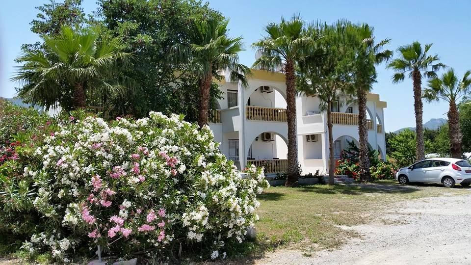 Paradise Holiday Bungalows — 9