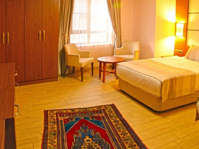 Safa Royal Museum Hotel — 8