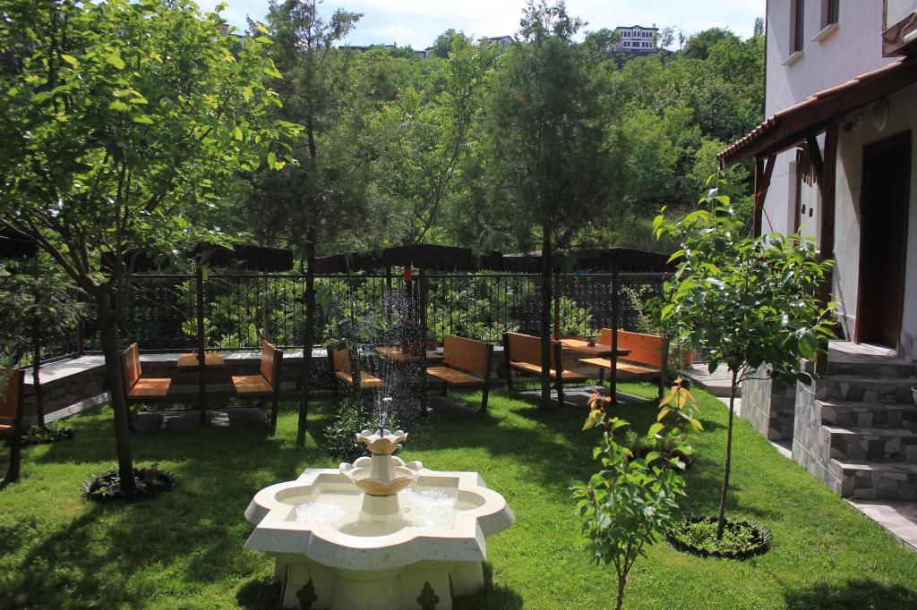Emiroğlu Konak — 2